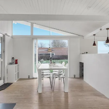 Сasa de vacaciones Amazing In With Wifi Frederikshavn